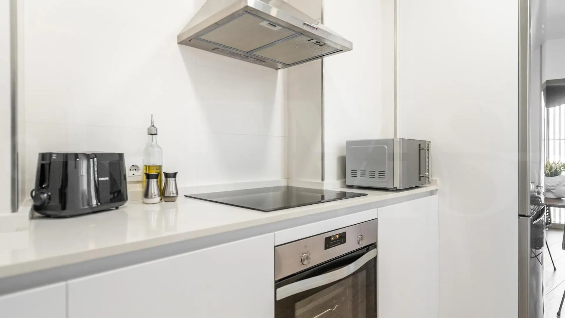 Modern Apartment With Private Terrace By Rems Málaga Spanien