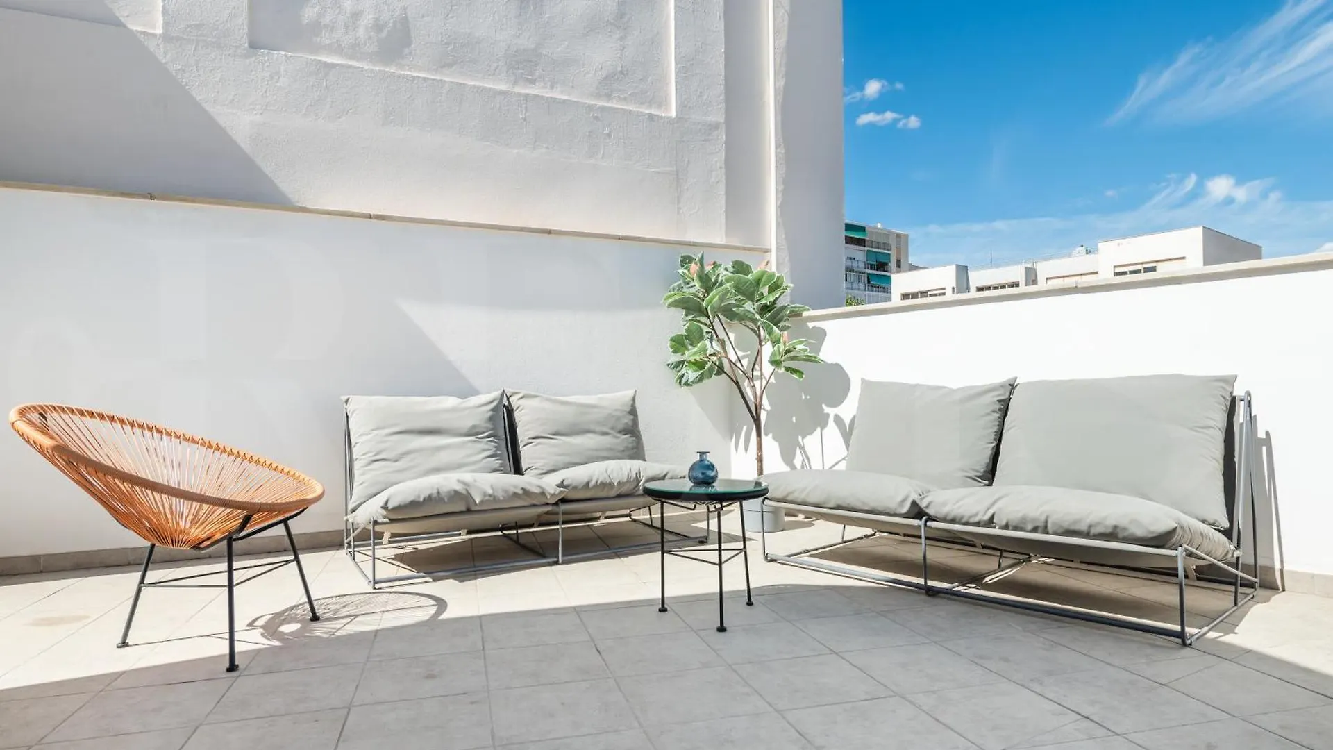 Modern Apartment With Private Terrace By Rems Malaga 0*,  Spain